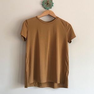 Camel slinky t-shirt, size S